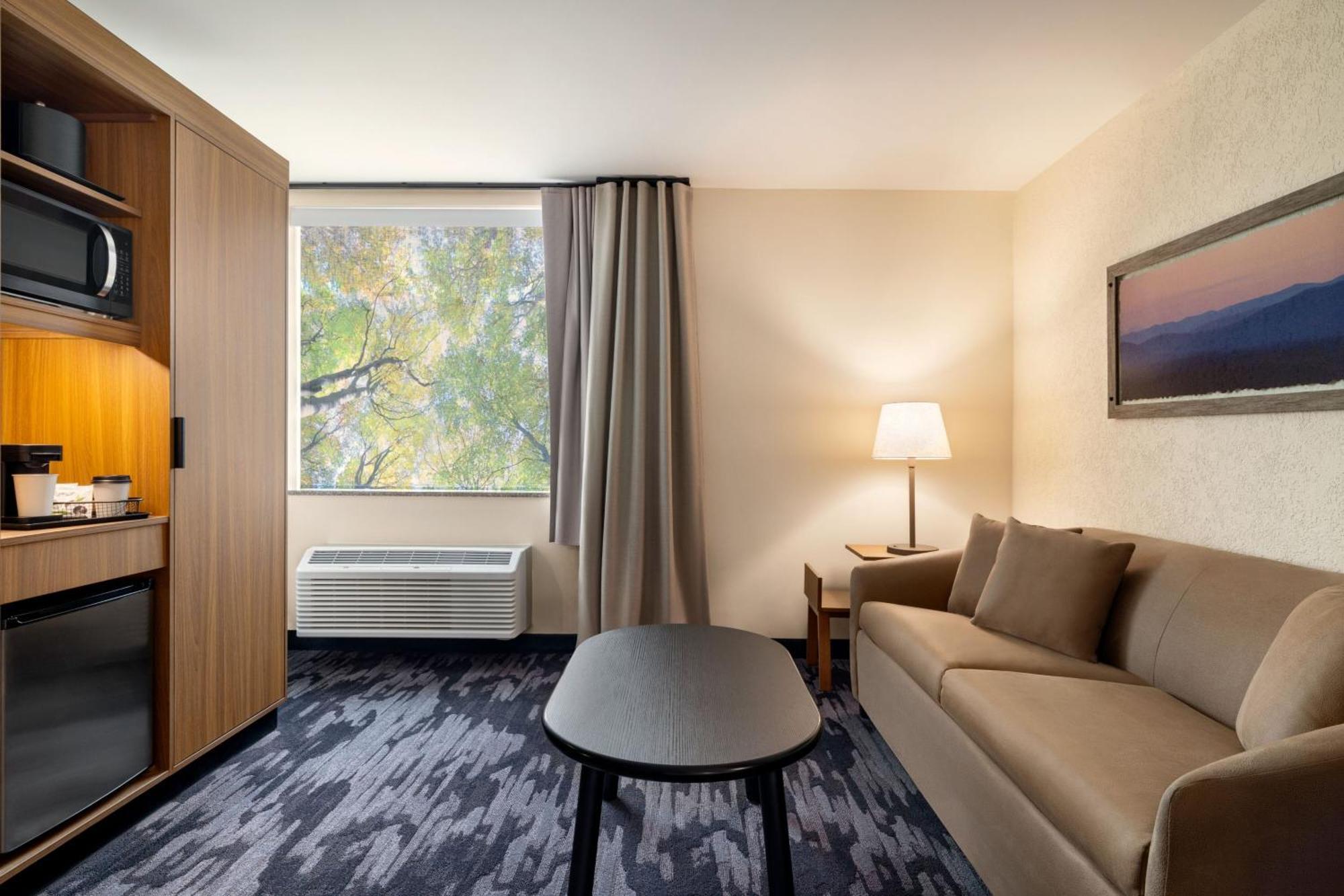 Fairfield By Marriott Inn & Suites Madison South מראה חיצוני תמונה